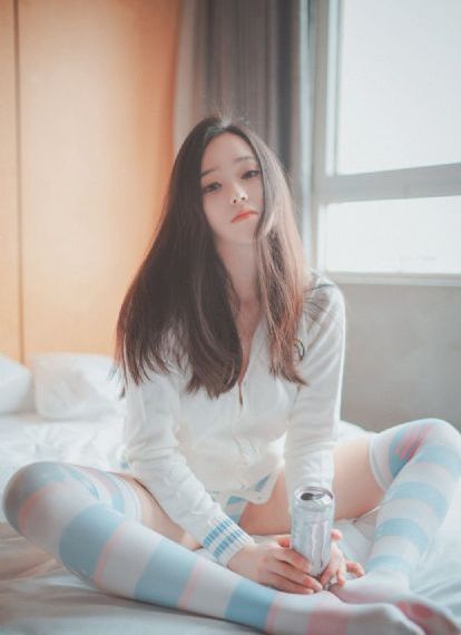 欧美教堂演出电子乐团_1080P神马影院在线
