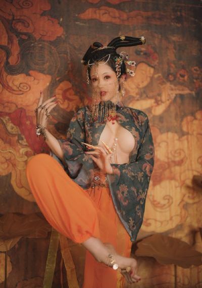 欧美西装男人吧图片_720免费观看