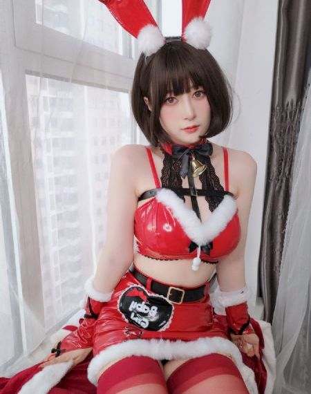 18岁欧美男模视频_HD720P欧美电影在线