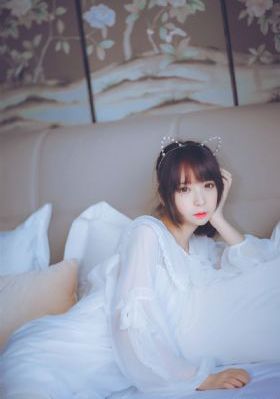 91尤物国产网红尤物色大师_十万网红美女美酱
